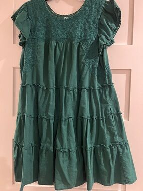 Women's Emerald Green Tiered Midi Dress
